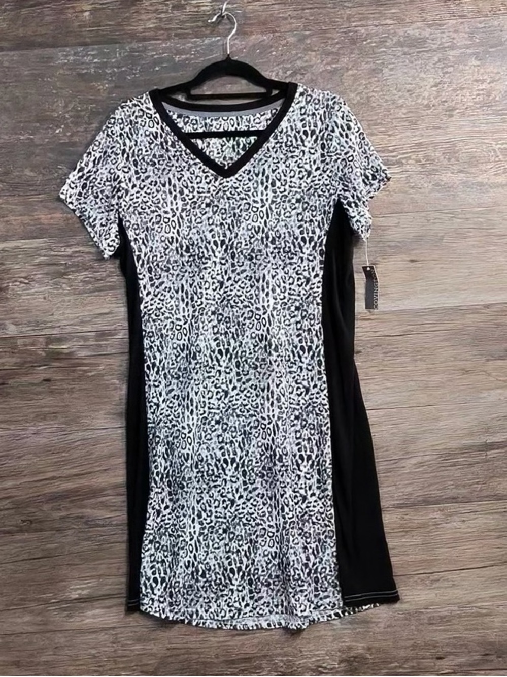 Covington Black and White Leopard-Print V-Neck Nightdress